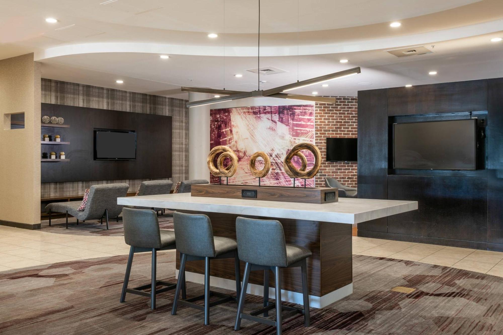 Courtyard By Marriott Newark-University Of Delaware Exterior photo