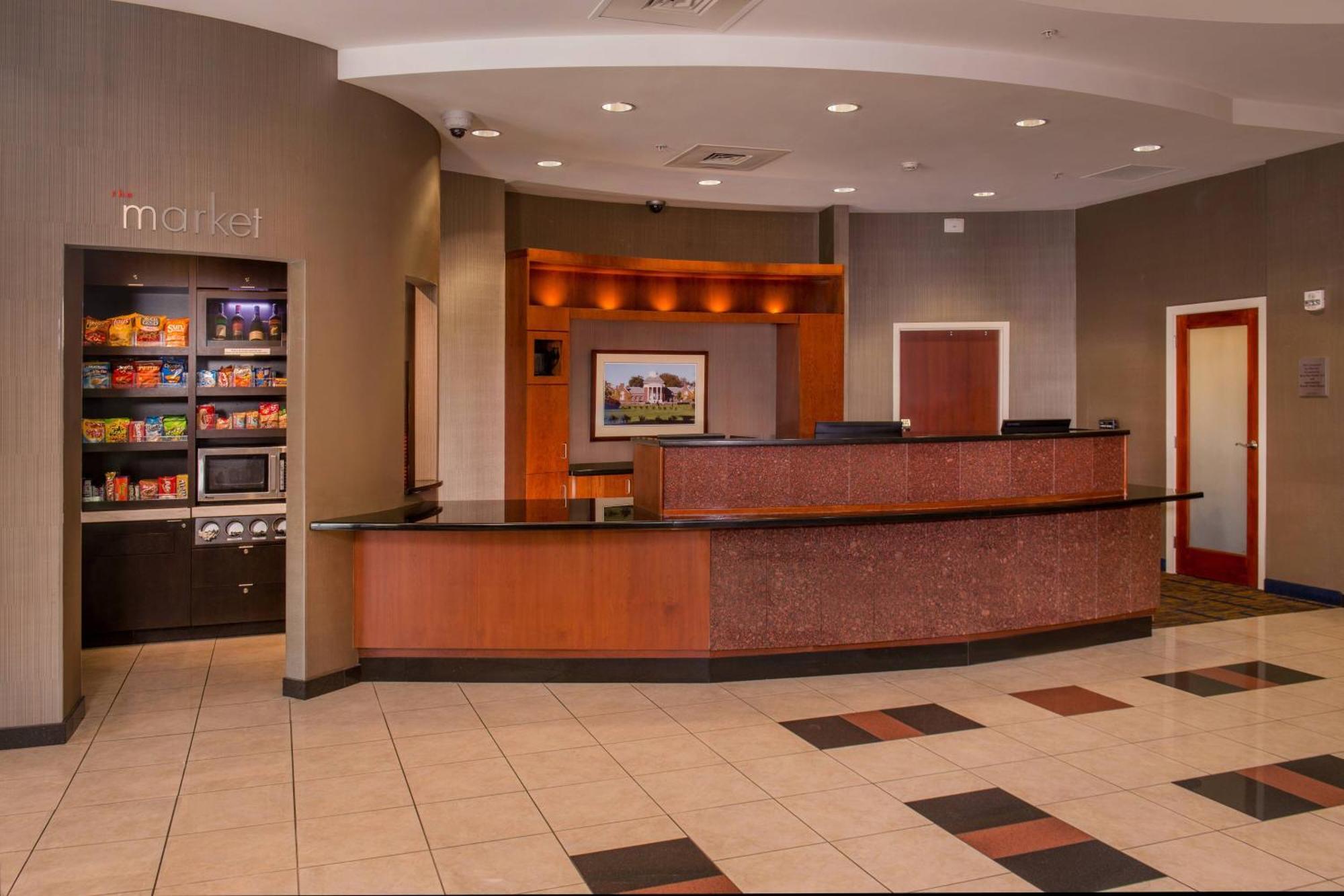 Courtyard By Marriott Newark-University Of Delaware Exterior photo