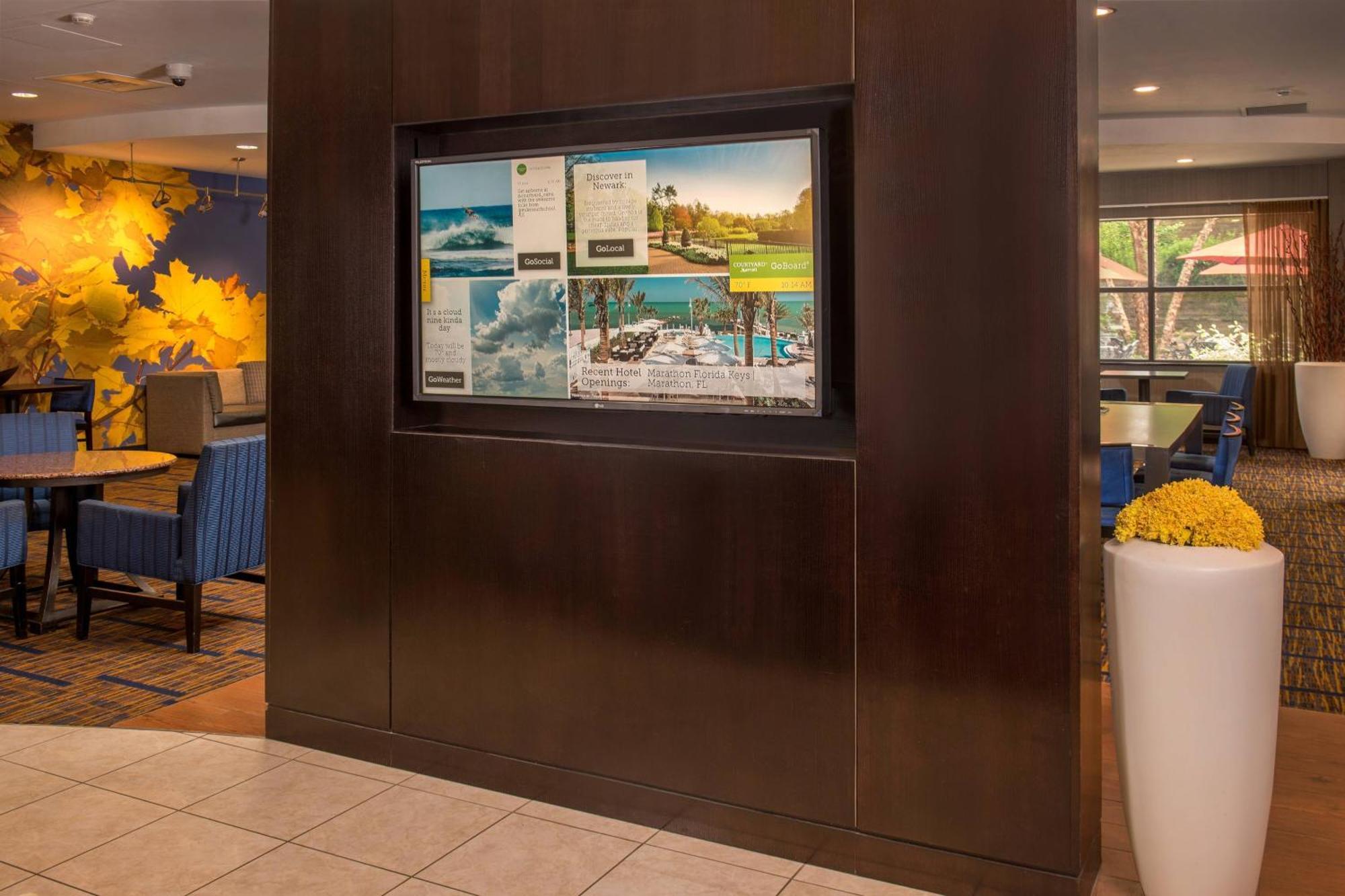 Courtyard By Marriott Newark-University Of Delaware Exterior photo