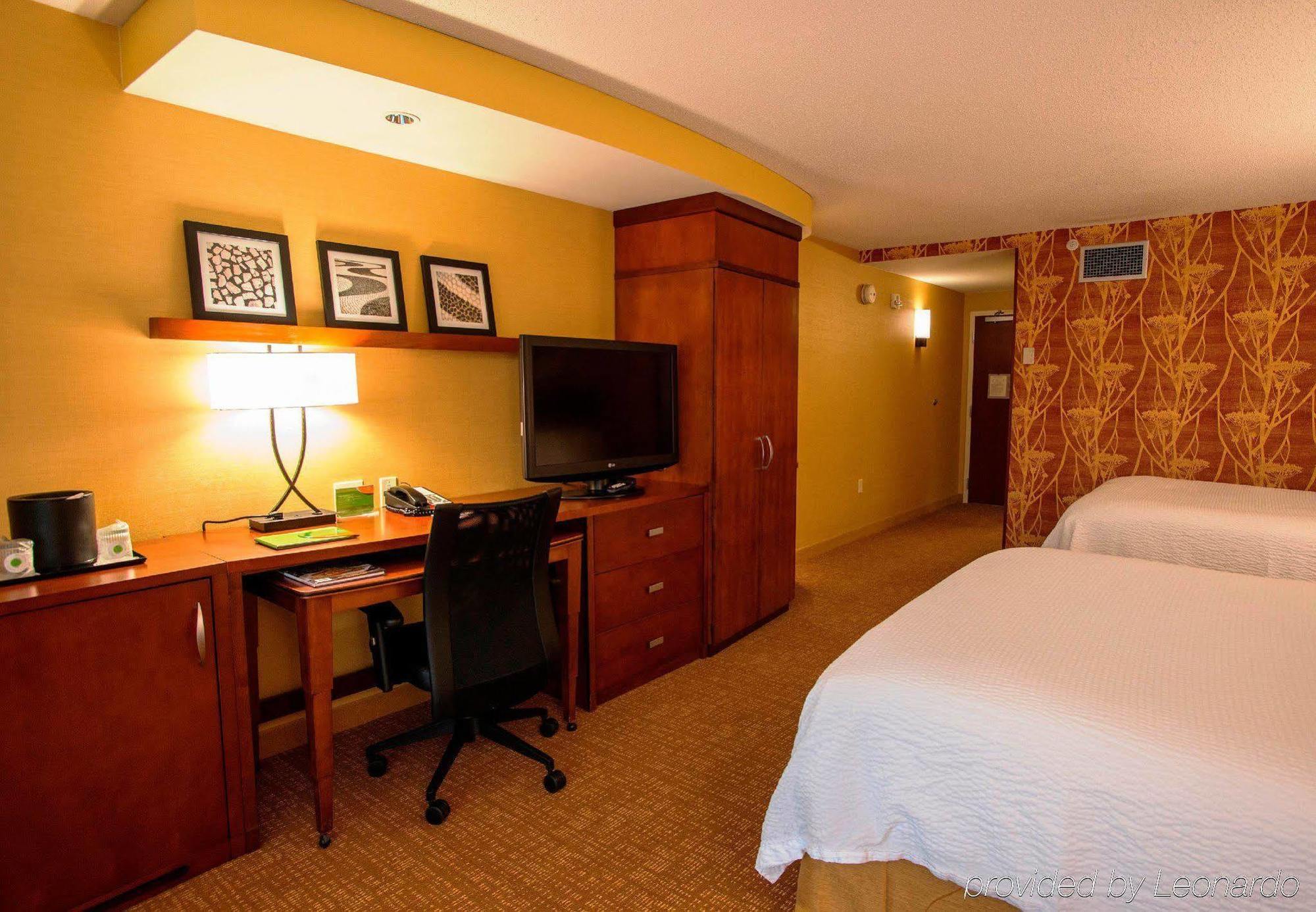 Courtyard By Marriott Newark-University Of Delaware Exterior photo